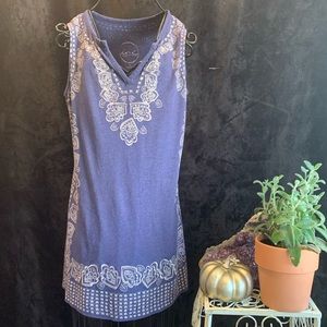 INC International Concepts Sleeveless Tee Bandana Print Split V-Neck